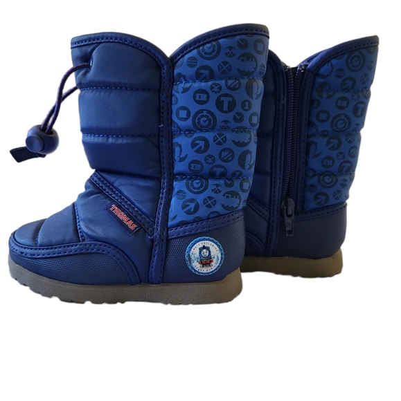 Thomas &Friends snow boots size 7